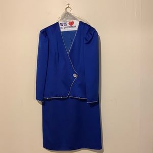 Mother of the groom, two-piece, formal dress, satin fabric finish. Size 14.